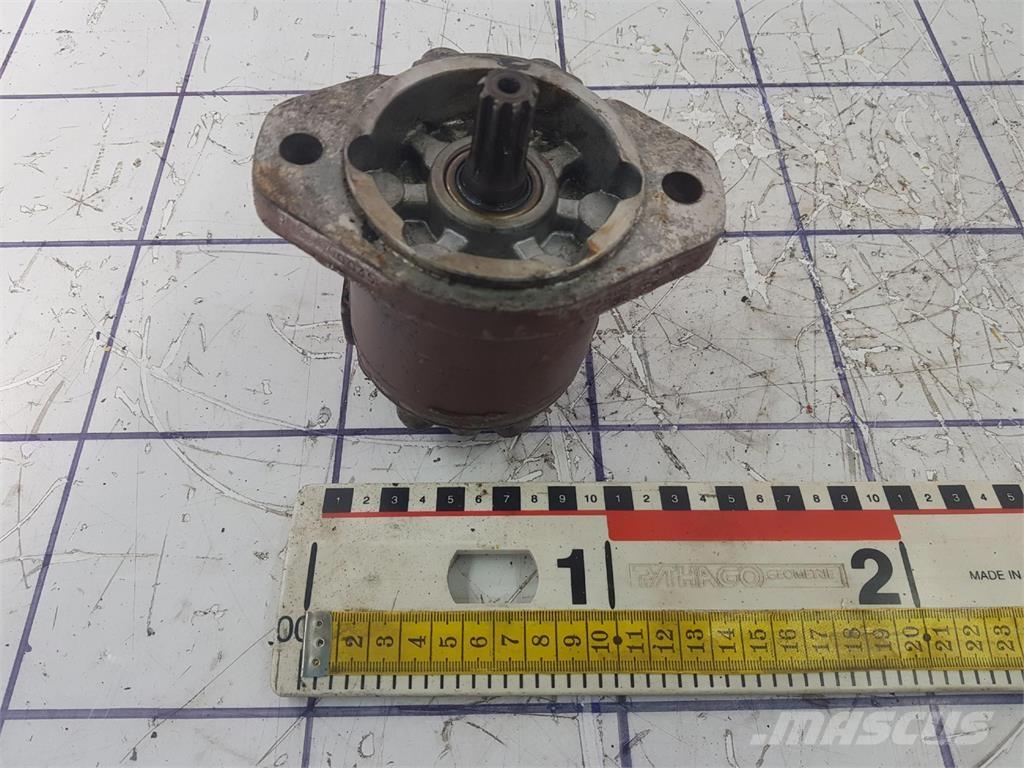 Grove steering pump 起重機組件和設備