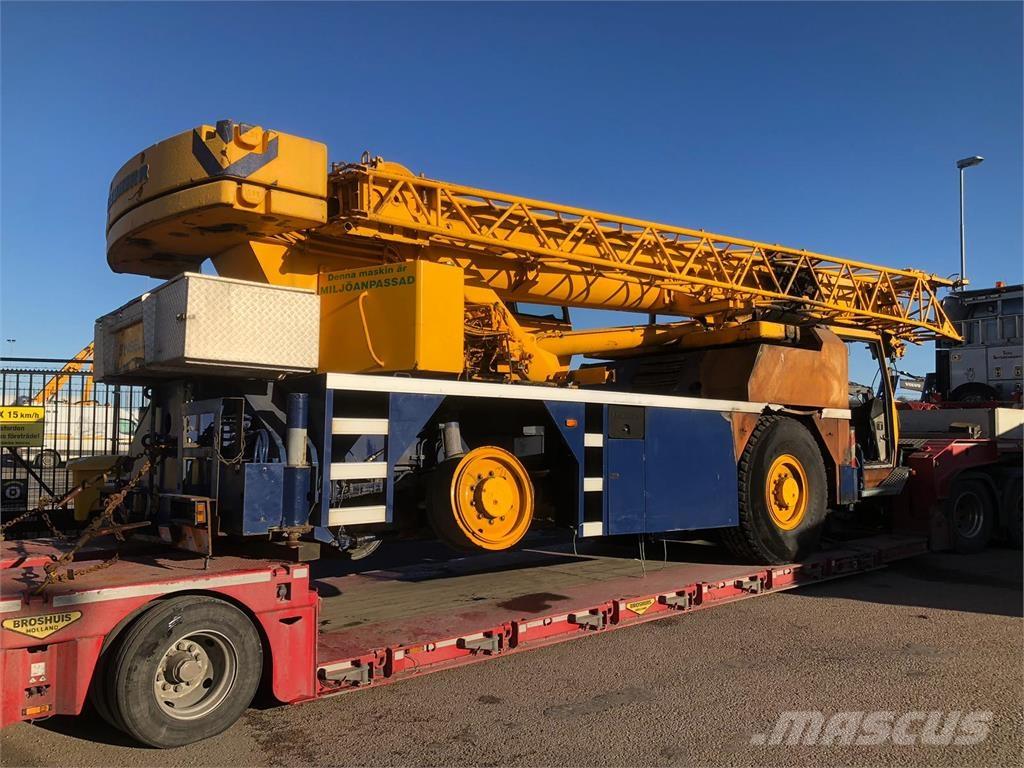 Liebherr LTM 1030-2 全路面起重機/吊車