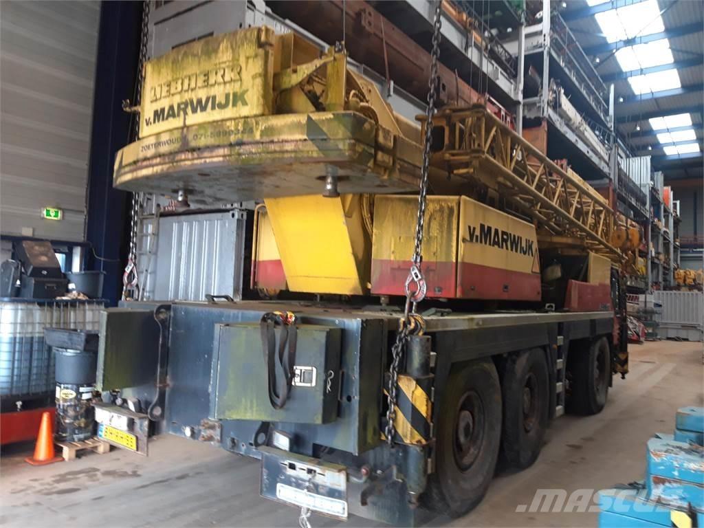 Liebherr LTM 1060-2 全路面起重機/吊車