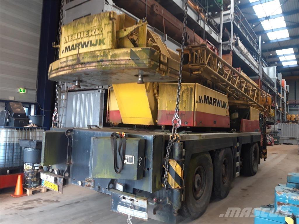 Liebherr LTM 1060-2 全路面起重機/吊車