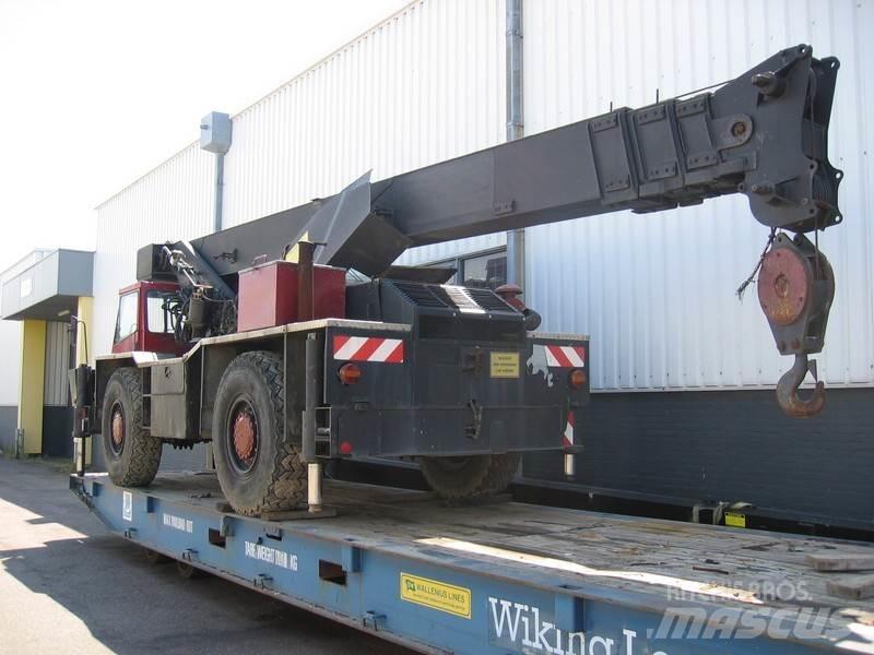 P&H S 15 for parts 全路面起重機/吊車