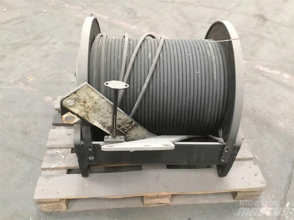 PPM 400 ATT winch 起重機組件和設備