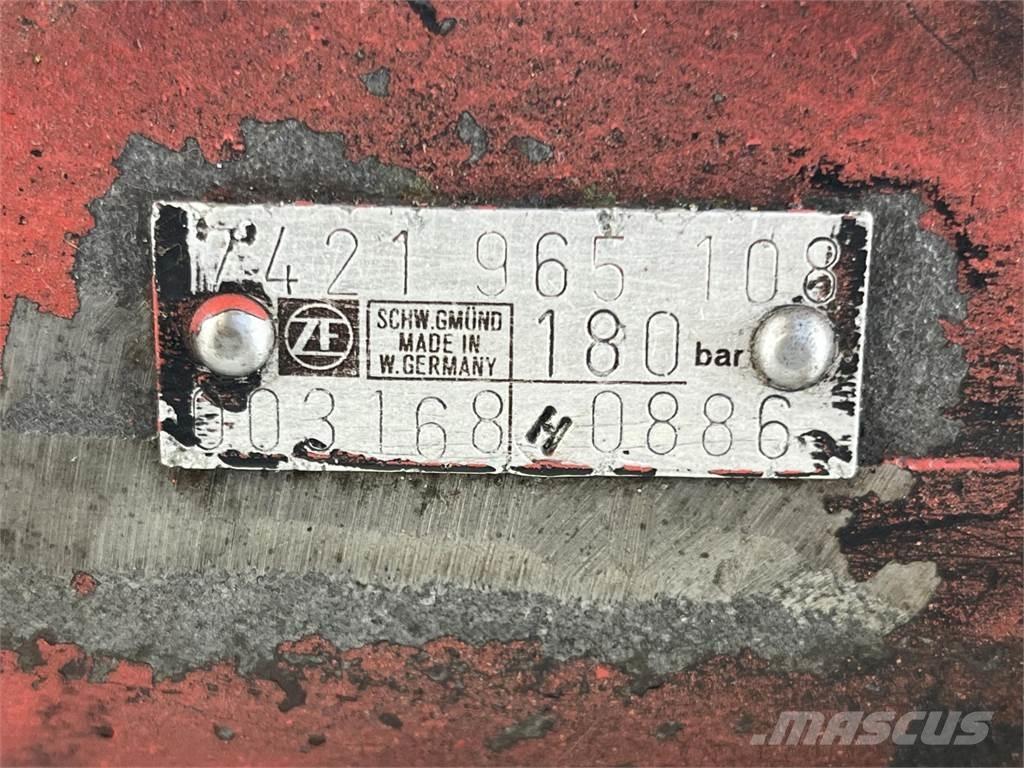  Steering box 180bar 起重機組件和設備