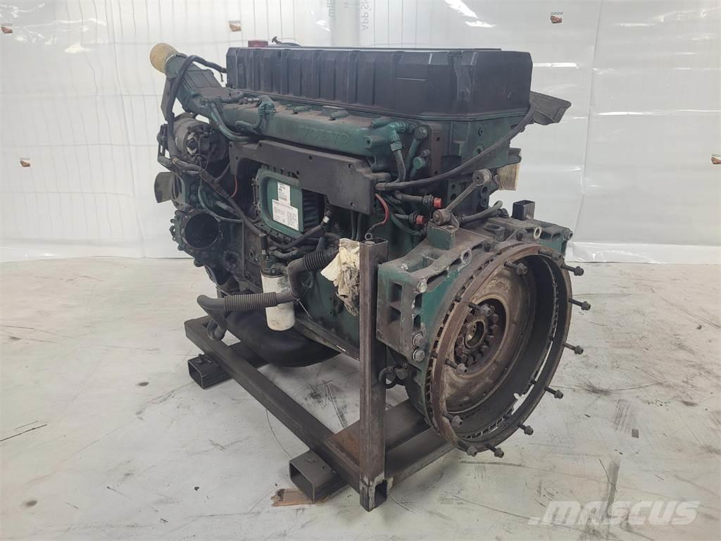 Volvo D12 引擎/發動機