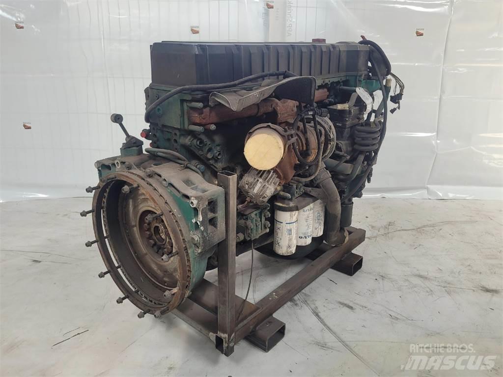 Volvo D12 引擎/發動機