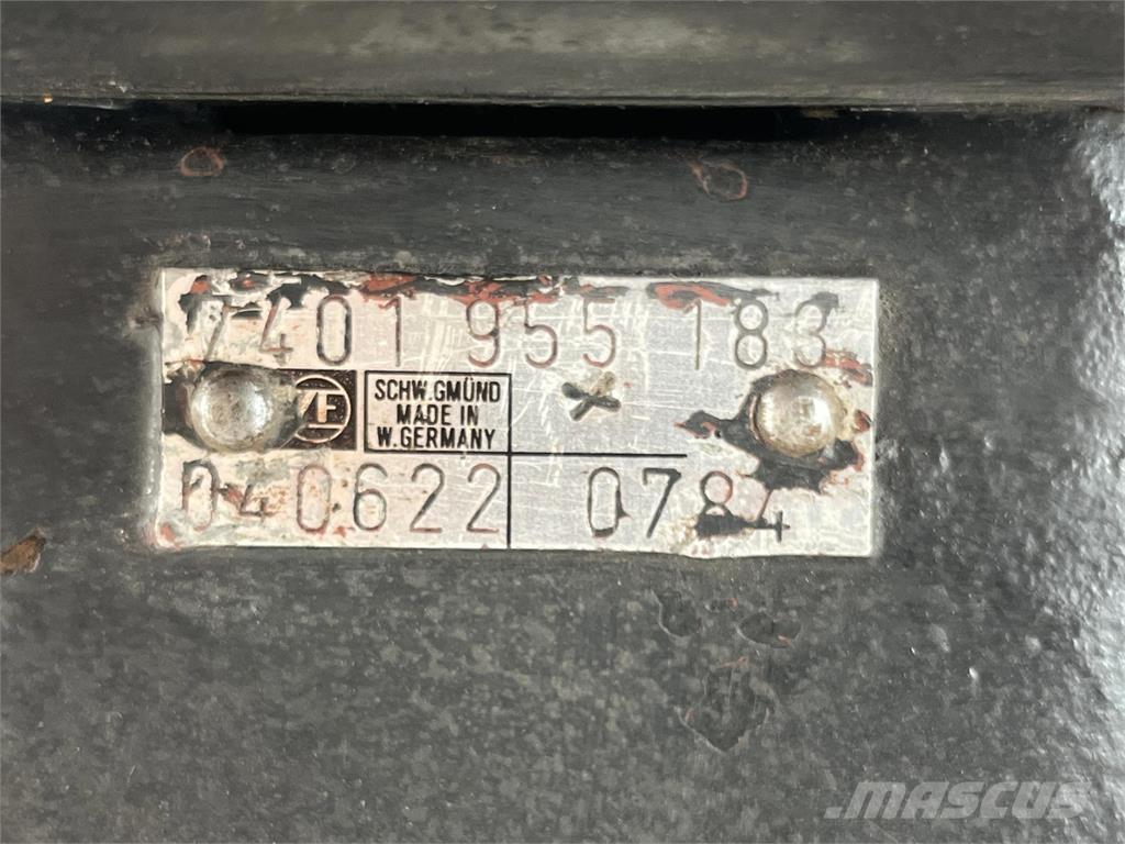 ZF Steering Box 起重機組件和設備