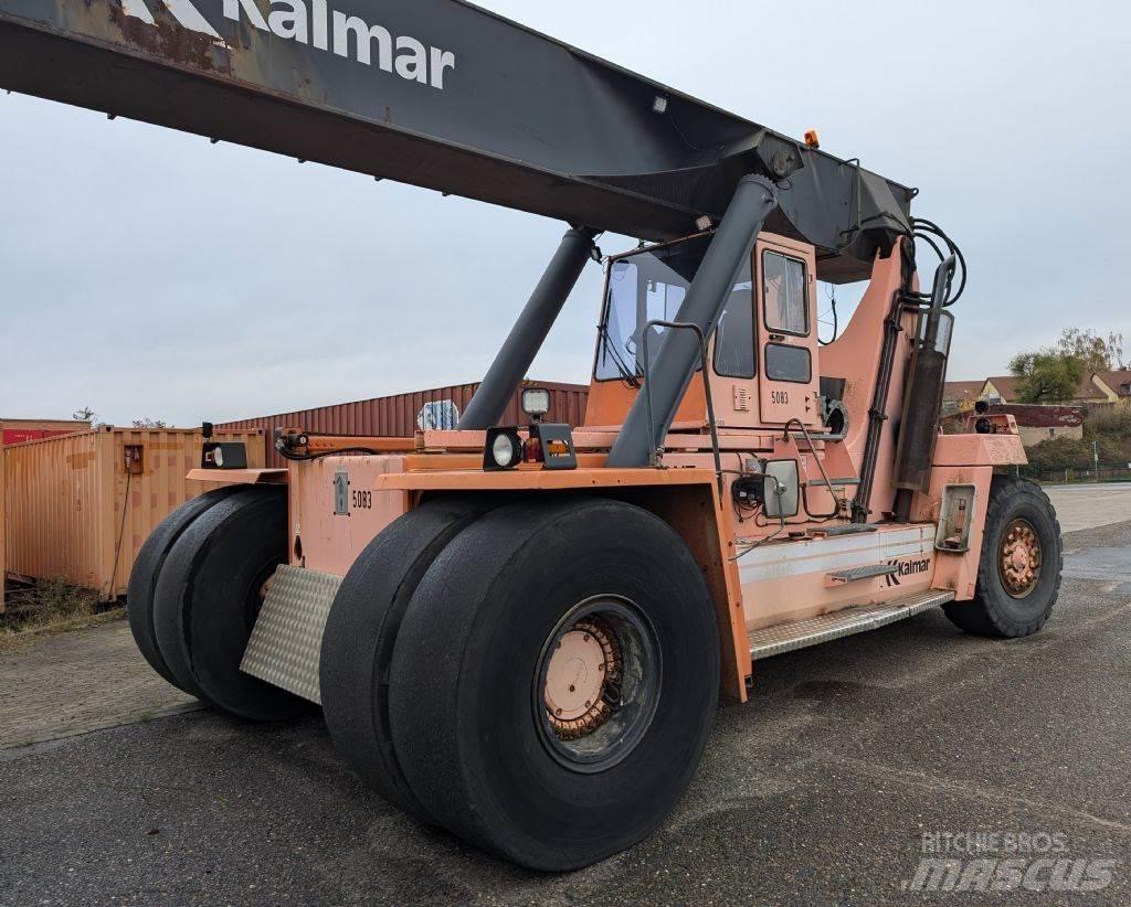 Kalmar DC4560RC4 前伸型堆積機