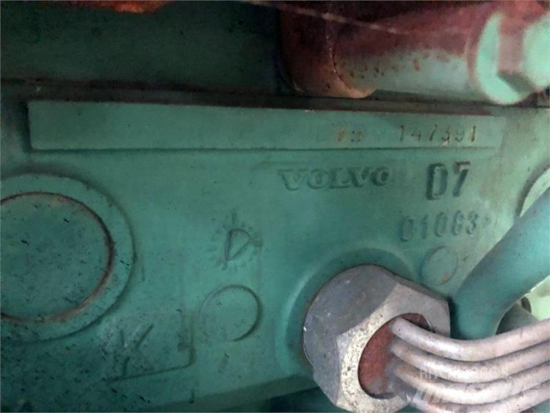 Volvo D7B 其他物料運輸工具