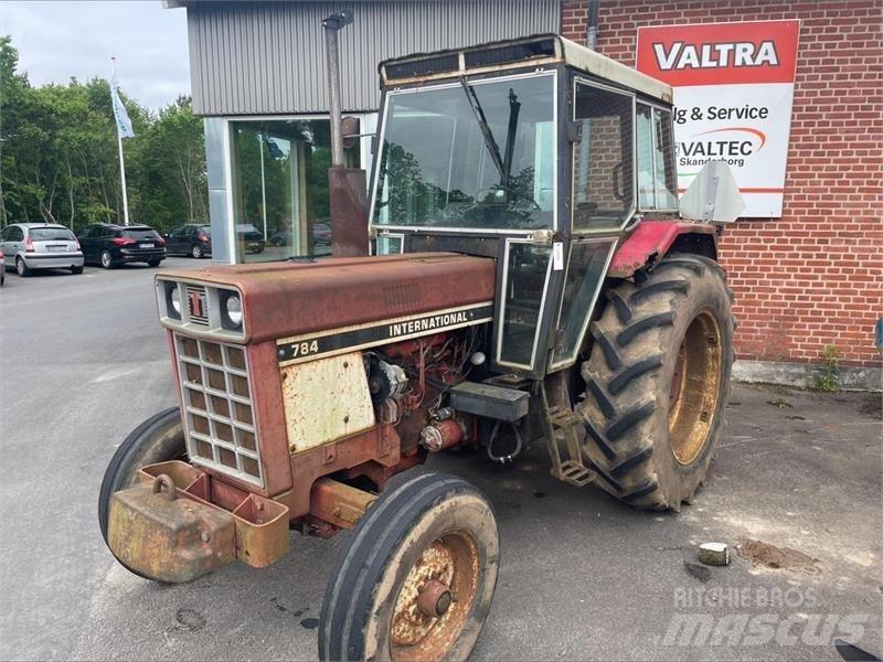IH 784 曳引機