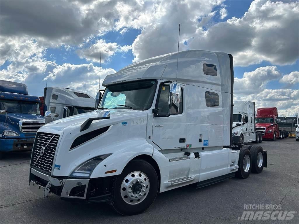 Volvo VNL 曳引機組件