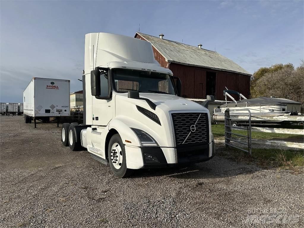 Volvo VNL300 曳引機組件