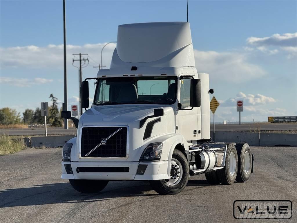 Volvo VNL300 曳引機組件