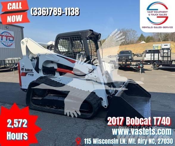 Bobcat T740 滑移轉向裝載機