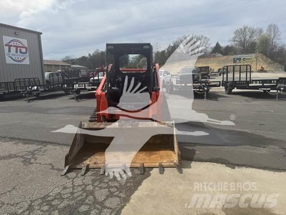Kubota SVL65-2 滑移轉向裝載機