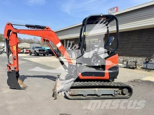 Kubota U27-4 小型挖土機/掘鑿機<7t(小型挖掘機)