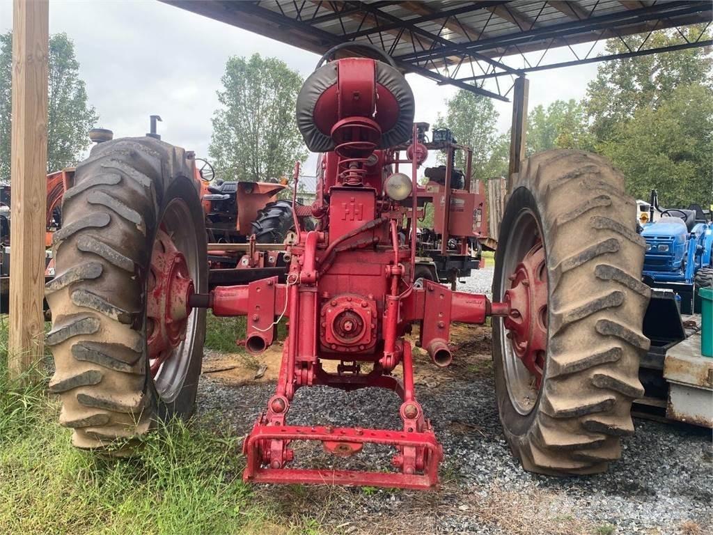 Farmall 400 其他