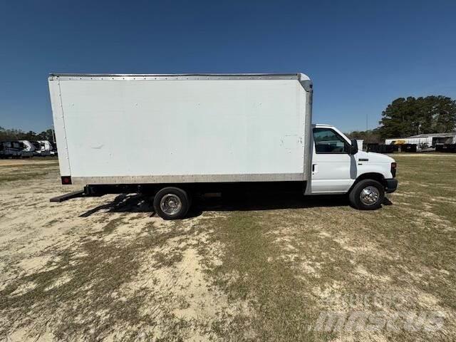 Ford E-Series 其他