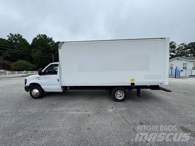 Ford E-Series 其他