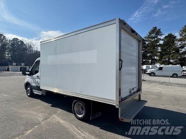 Ford Transit 其他