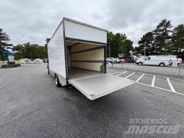 Ford Transit 其他