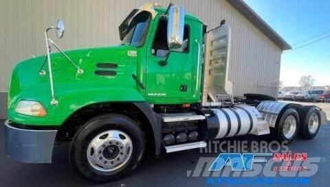 Mack CXU613 其他