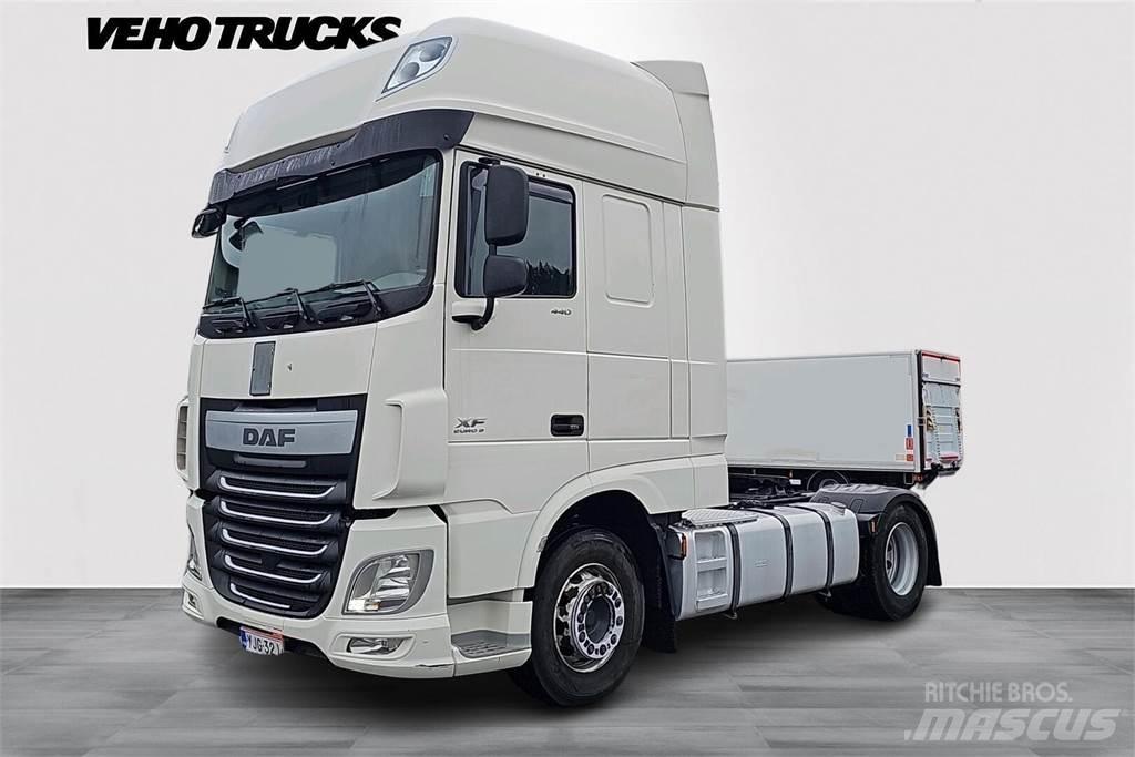 DAF XF 440 曳引機組件