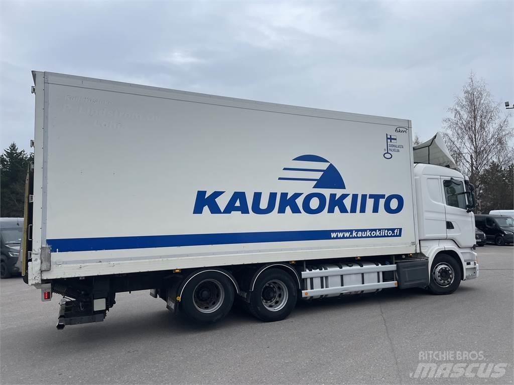 Scania R520 貨箱式卡車