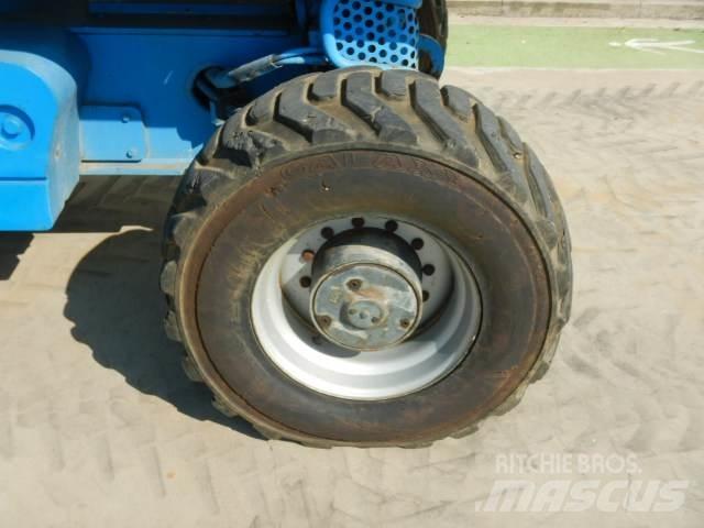 Aichi SP21AJ 伸縮臂高空作業車