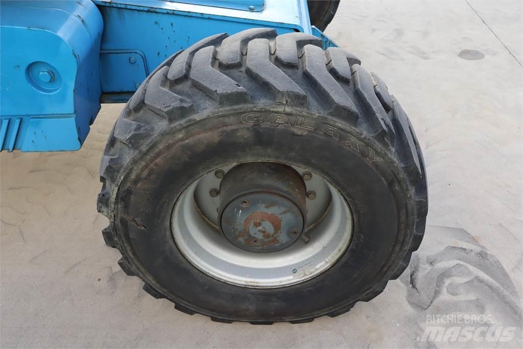 Aichi SP21AJ 伸縮臂高空作業車