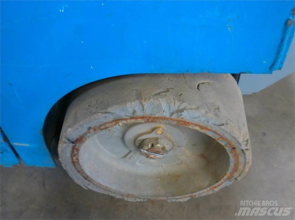 Genie GS1532 剪式升降機