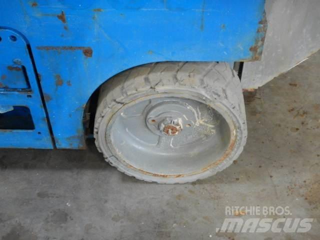 Genie GS1932 剪式升降機