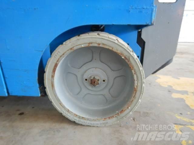 Genie GS2032 剪式升降機