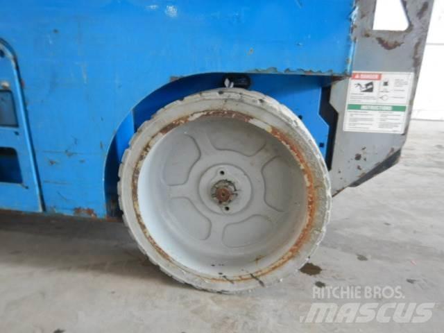 Genie GS2032 剪式升降機