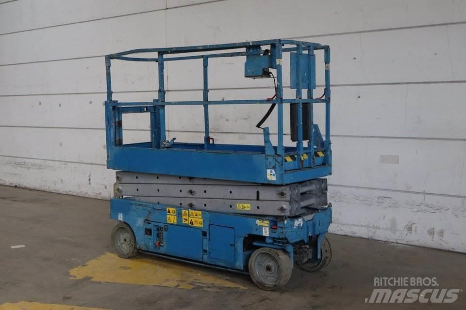 Genie GS2032 剪式升降機