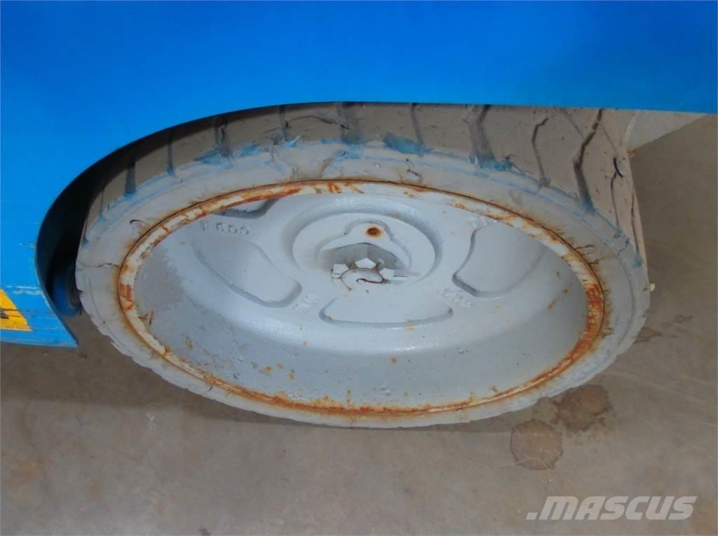 Genie GS2032 剪式升降機