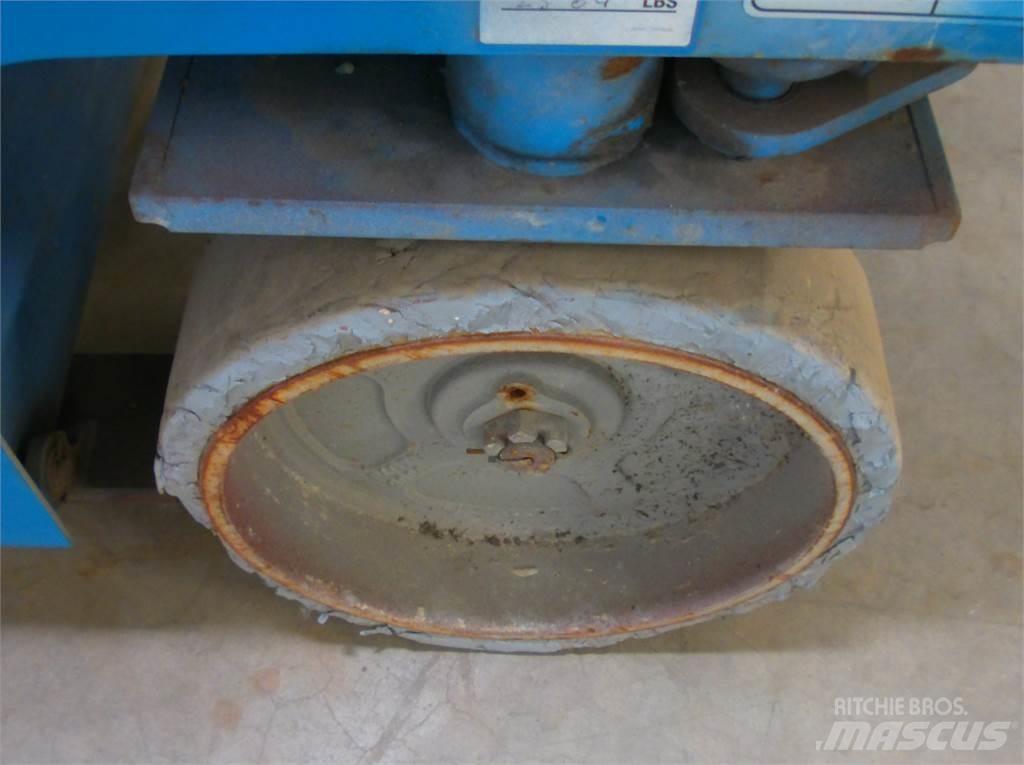 Genie GS2646 剪式升降機