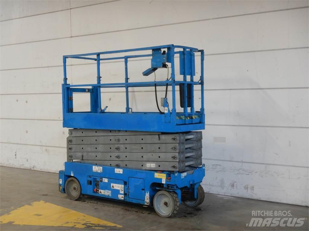 Genie GS3232 剪式升降機
