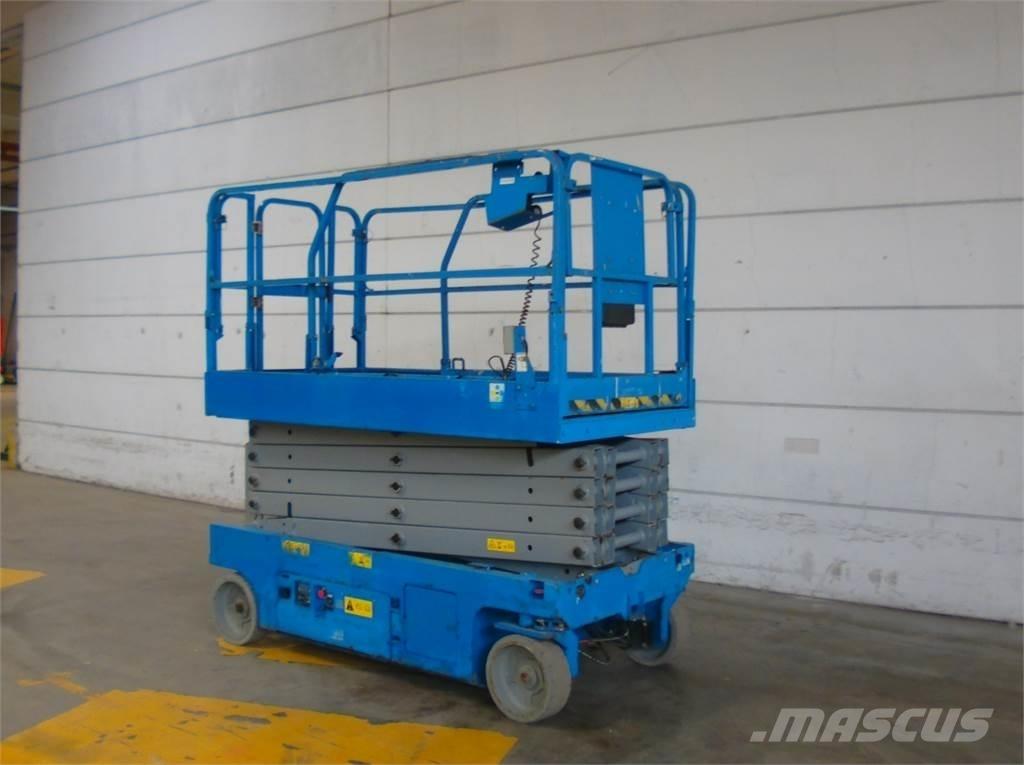 Genie GS3246 剪式升降機