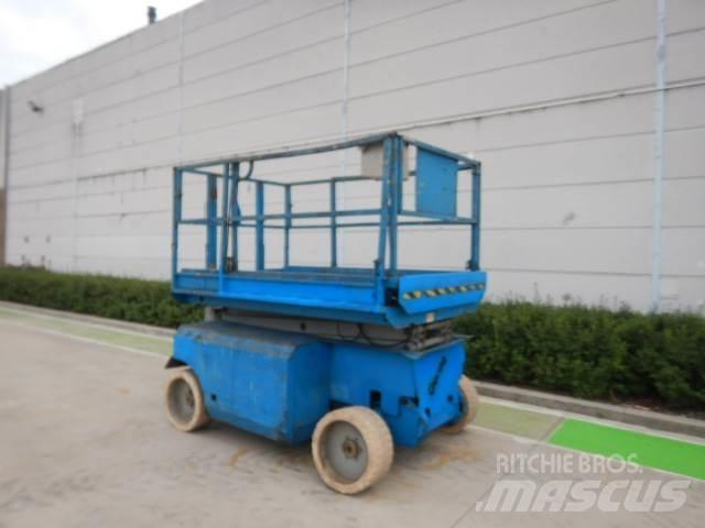 Genie GS3268DC 剪式升降機