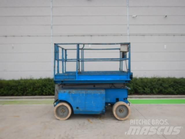 Genie GS3268DC 剪式升降機