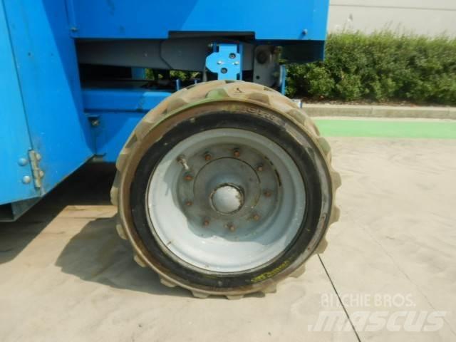 Genie GS3369DC 剪式升降機