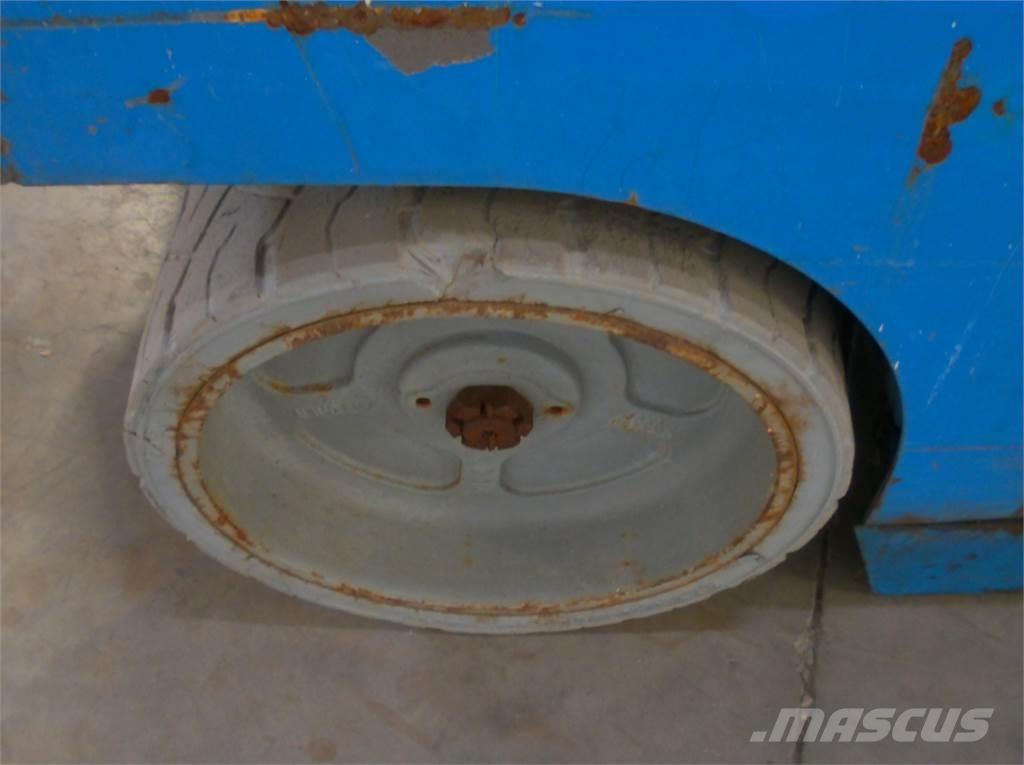 Genie GS4047 剪式升降機
