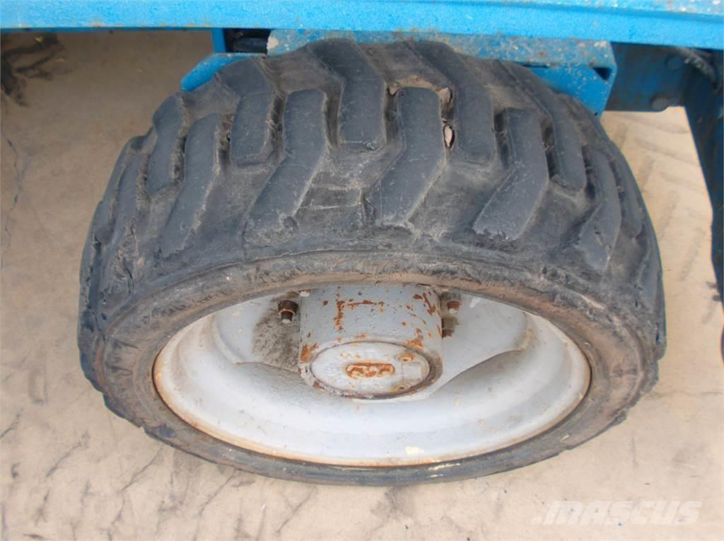 Genie GS4390RT 剪式升降機