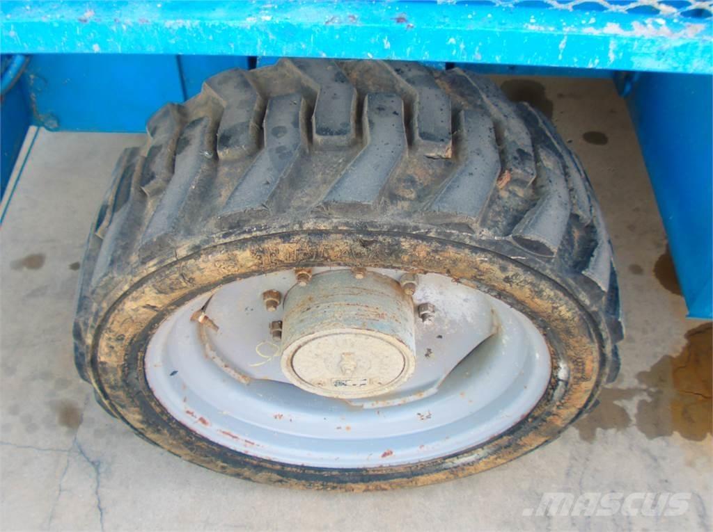 Genie GS4390RT 剪式升降機