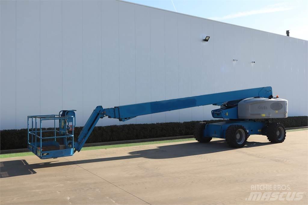 Genie S85 伸縮臂高空作業車