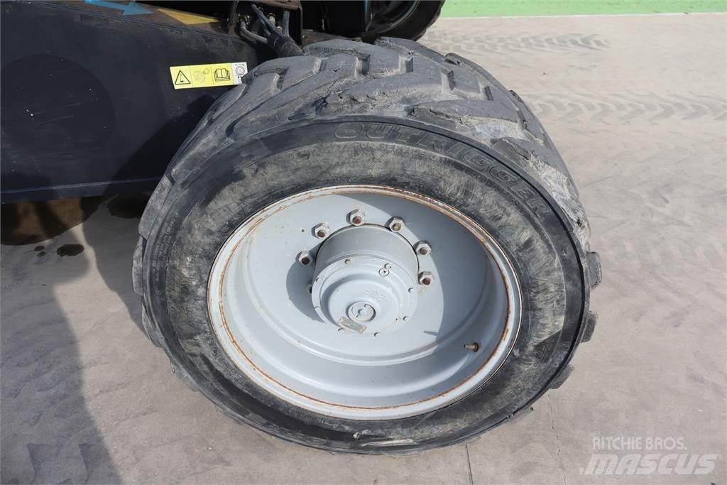 Genie SX135XC 伸縮臂高空作業車