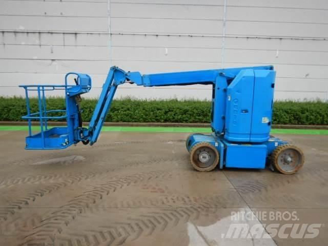 Genie Z30-20N 曲臂高空作業車