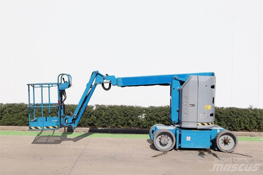 Genie Z30-20N 曲臂高空作業車