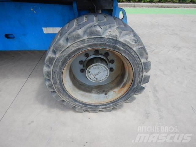 Genie Z80-60RT 曲臂高空作業車