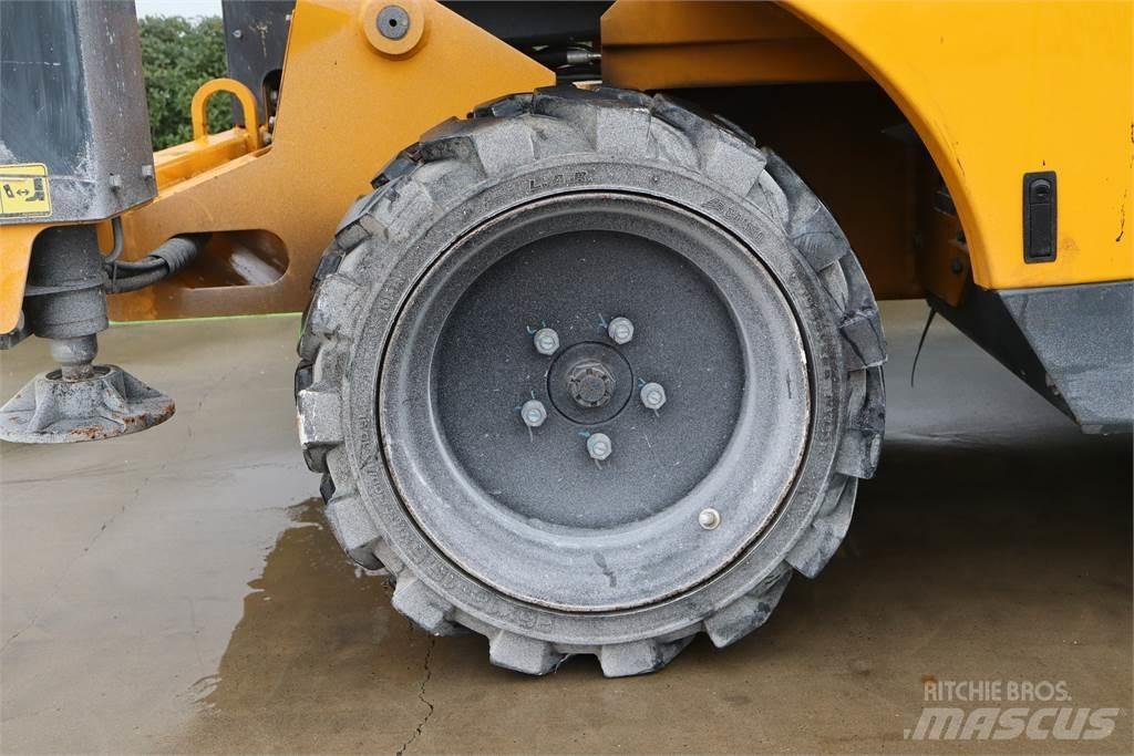 Haulotte C12DX 剪式升降機
